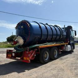 mercedes 2635 Vac Tanker