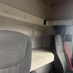 DAF CF 410 Vacuum Tanker