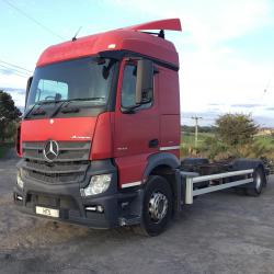 Mercedes Actros 1842
